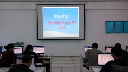 育新沙河中学开展能力提升年教科研专家讲座